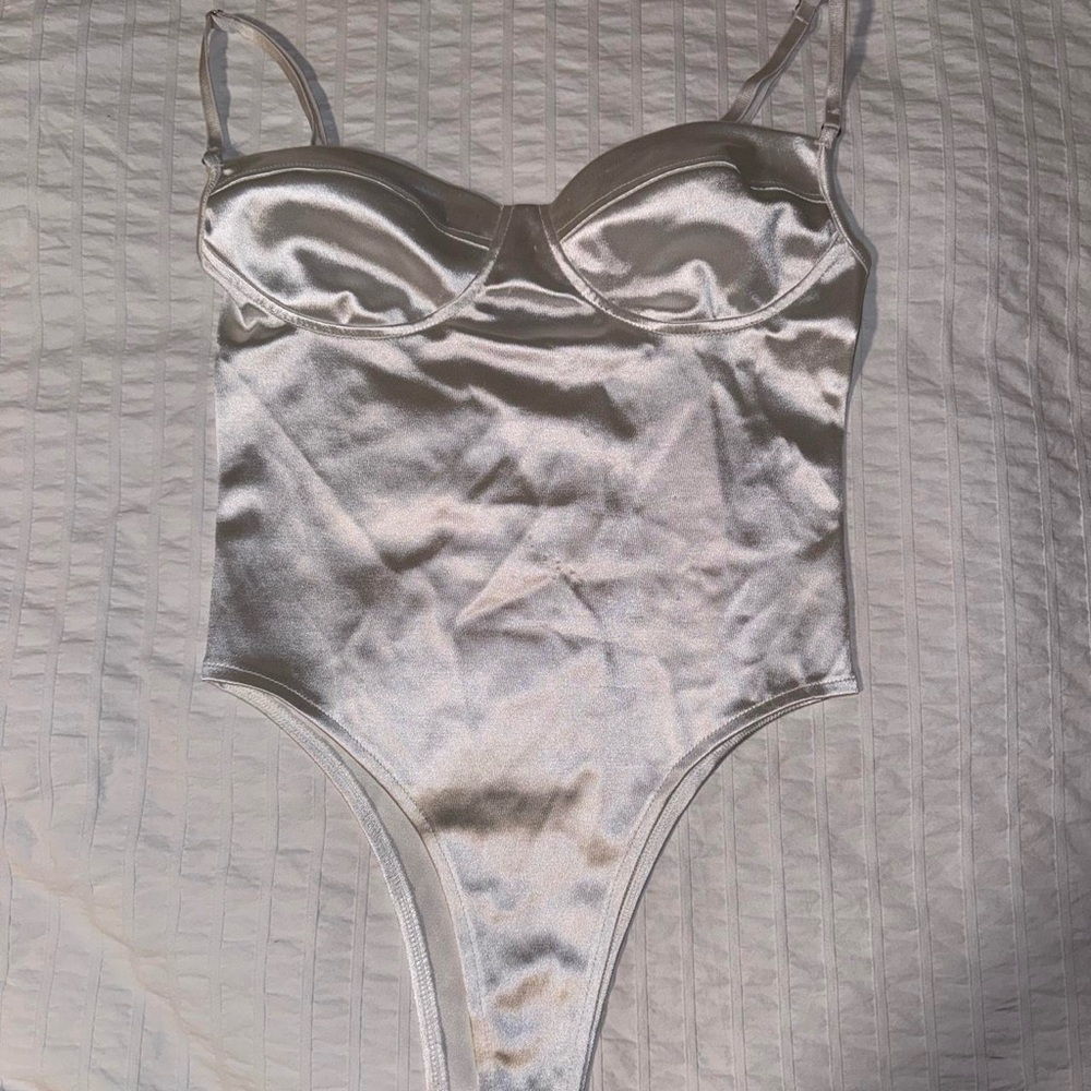 Adika Shiny White Bodysuit